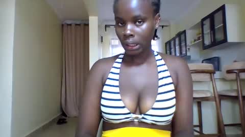 Snapshot of sexy_june chatting on January 2025 06:57:01 AM sexy online show from January 2025 06:57:01 AM