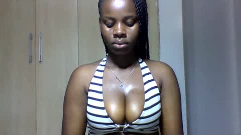 Snapshot of sexy_june chatting on September 2025 05:53:02 AM sexy online show from September 2025 05:53:02 AM