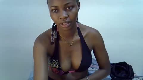 sexy_june20 online show from May 2026 12:40:01 AM