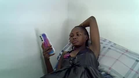 sexy_june20 online show from May 2026 12:39:01 AM