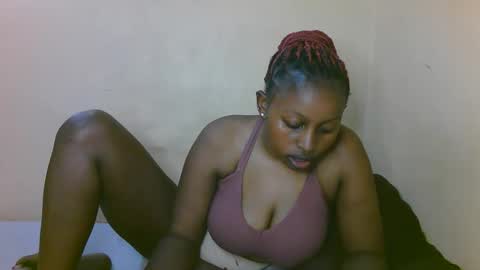 sexy_latasha online show from January 2026 03:28:02 PM