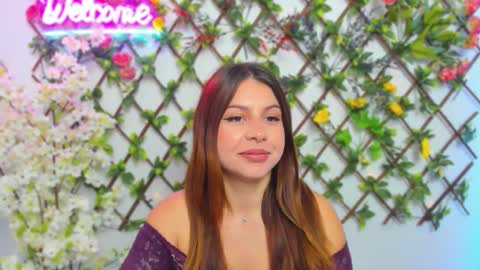 Snapshot of sexy_lily20 chatting on October 2025 03:43:01 AM Lily online show from October 2025 03:43:01 AM