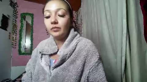 sexy lolas online show from June 2026 02:24:02 AM