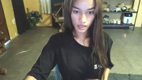 sexy_lovely_asian online show from December 2025 12:15:01 AM