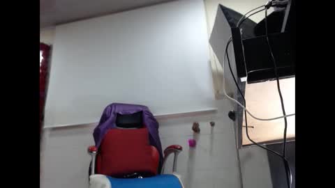 Snapshot of sexy_mature_hot01 chatting on September 2025 05:05:02 PM MARIPOSA online show from September 2025 05:05:02 PM