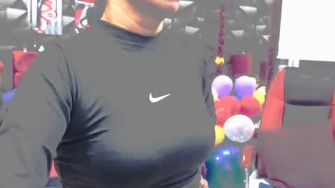 Snapshot of sexy_mature_hot01 chatting on October 2025 12:16:01 PM MARIPOSA online show from October 2025 12:16:01 PM