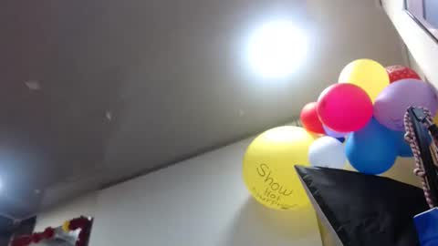 Snapshot of sexy_mature_hot01 chatting on October 2025 12:01:02 PM MARIPOSA online show from October 2025 12:01:02 PM