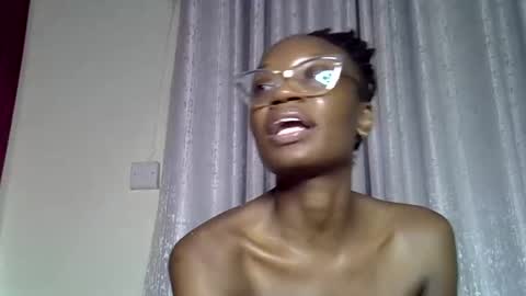 sexy_melanin8 online show from February 2026 06:33:02 PM