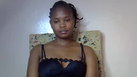 Molyne online show from May 2026 05:51:01 PM
