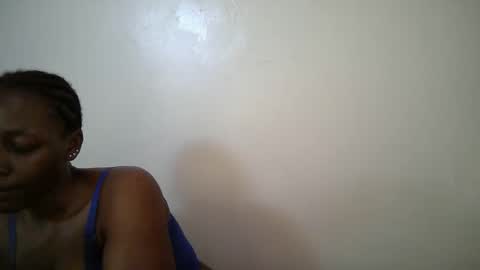 sexy_muna2 online show from May 2026 12:35:02 PM