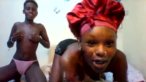 sexy pie online show from April 2026 06:42:02 PM