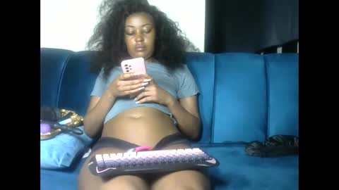 sexy pigeon online show from May 2026 12:18:02 AM