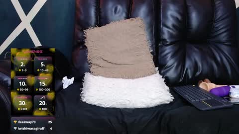 karoline online show from January 2025 12:50:01 AM