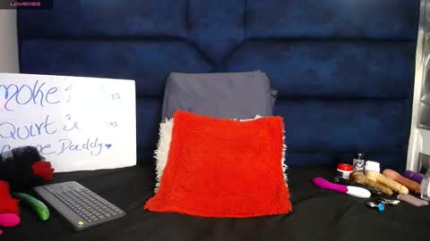 Snapshot of sexy_redgirl chatting on February 2026 04:33:02 AM karoline online show from February 2026 04:33:02 AM