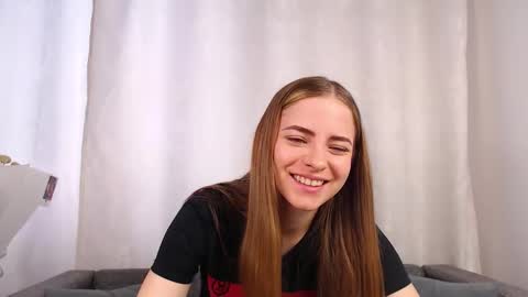 Snapshot of sexy_sansa chatting on November 2025 07:08:02 AM Alina online show from November 2025 07:08:02 AM