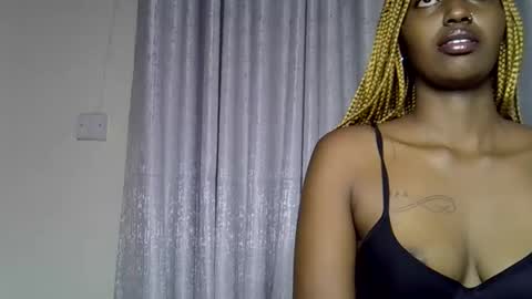 sexy_schatz online show from February 2026 03:11:01 AM