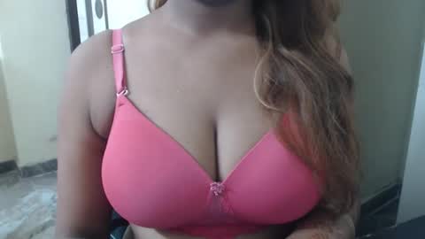 Snapshot of sexy_soniya chatting on September 2025 07:01:01 AM Soniya online show from September 2025 07:01:01 AM
