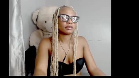 Snapshot of sexy_sophya chatting on March 2026 07:23:02 AM sophia online show from March 2026 07:23:02 AM