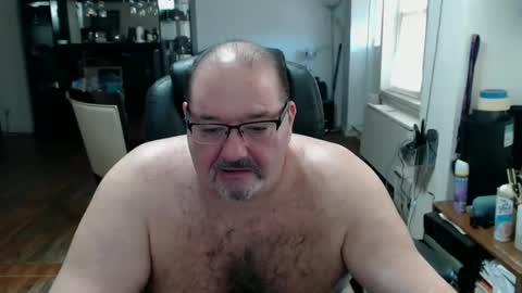 Snapshot of sexy_steven_cb1 chatting on March 2025 09:18:02 PM Steven online show from March 2025 09:18:02 PM