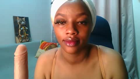 Snapshot of sexy_sweetcandy chatting on October 2025 06:36:02 AM sexy sweetcandy online show from October 2025 06:36:02 AM