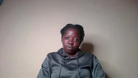 Snapshot of sexy_tiits chatting on November 2025 11:43:02 PM queen Lerk online show from November 2025 11:43:02 PM