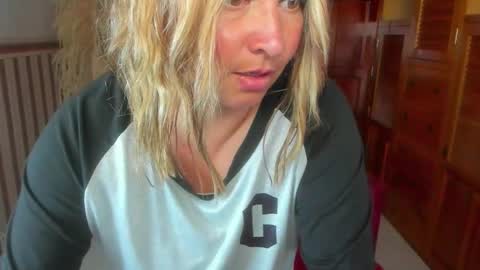 sexy_valeshca online show from January 2026 05:27:02 PM