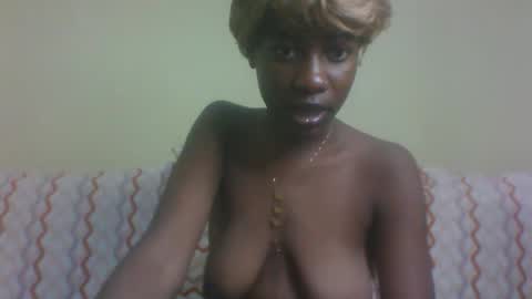 sexy_waitress online show from June 2026 10:36:02 PM