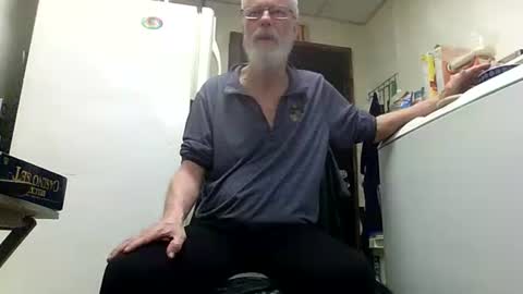 Daddy online show from April 2026 10:18:02 AM