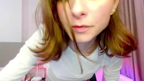 Snapshot of sexy_wise_kind chatting on April 2026 10:54:02 PM Mandy Green online show from April 2026 10:54:02 PM