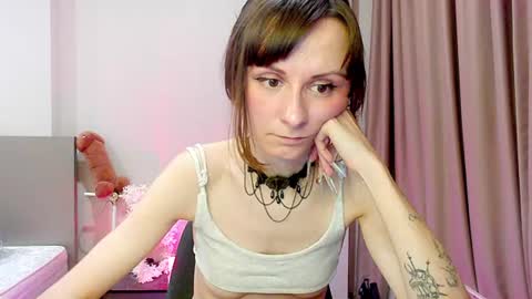 Mandy Green online show from June 2026 07:02:02 PM
