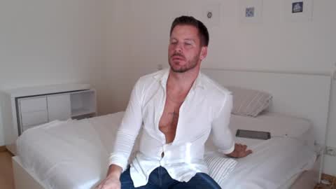 sexyandmarried online show from December 2024 11:01:01 AM