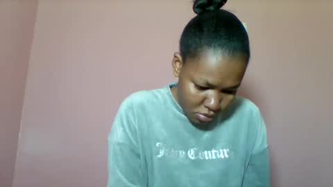 sexyapple2002 online show from September 2025 07:19:01 AM