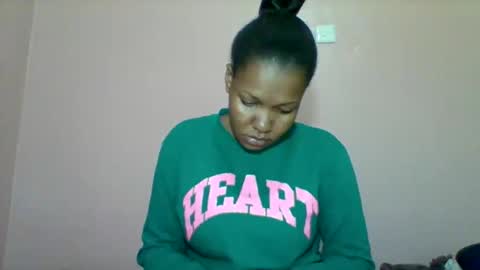 sexyapple2002 online show from September 2025 08:43:01 PM