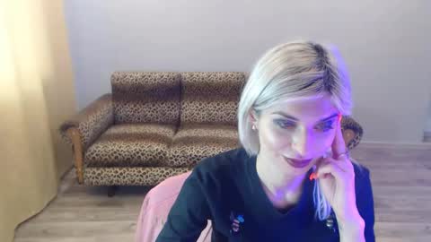 Snapshot of sexybeatriice chatting on January 2025 01:22:01 PM sexybeatriice online show from January 2025 01:22:01 PM