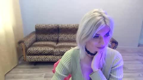 sexybeatriice online show from December 2025 07:37:01 AM