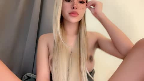 Seraphina Blaze online show from March 2026 10:30:02 AM