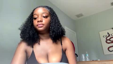Sexybrowngirl online show from December 2025 06:03:02 PM