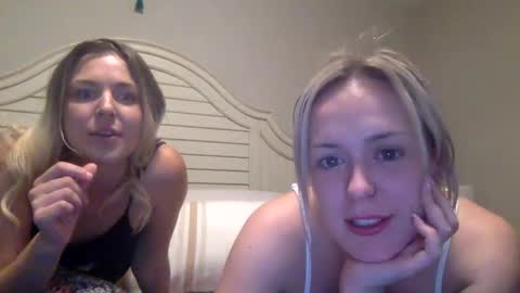 Snapshot of sexybunny6ty9ne chatting on September 2025 05:54:01 AM sexybunny6ty9ne online show from September 2025 05:54:01 AM