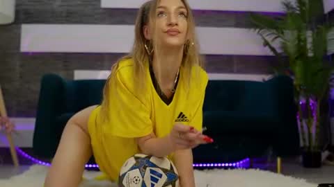 Snapshot of sexycelline chatting on June 2026 04:39:02 AM Celline online show from June 2026 04:39:02 AM
