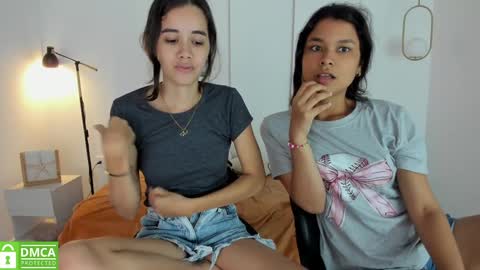 Snapshot of sexychanell_18 chatting on December 2024 03:53:01 PM chanell and yina online show from December 2024 03:53:01 PM