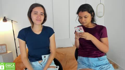 Snapshot of sexychanell_18 chatting on December 2024 04:06:01 PM chanell and yina online show from December 2024 04:06:01 PM