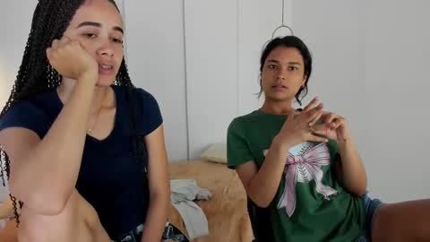 Snapshot of sexychanell_18 chatting on February 2025 04:00:01 PM chanell and yina online show from February 2025 04:00:01 PM