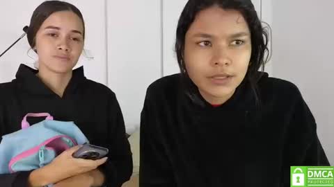 Snapshot of sexychanell_18 chatting on September 2025 01:04:01 PM chanell and yina online show from September 2025 01:04:01 PM