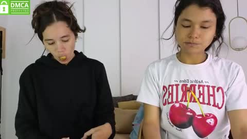 chanell and yina online show from April 2026 01:46:02 PM