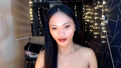 Miss Cheng online show from November 2025 03:30:01 AM