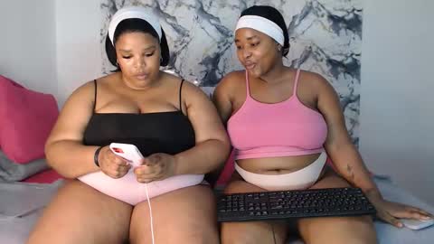 Snapshot of sexychill2000 chatting on April 2026 08:31:02 PM SEXYCHILL online show from April 2026 08:31:02 PM