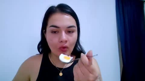 Snapshot of sexychubbyanna chatting on April 2026 03:59:02 PM sexychubbyanna online show from April 2026 03:59:02 PM