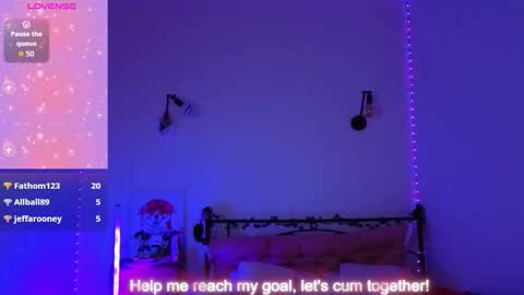 Snapshot of sexycocobutt chatting on October 2025 06:55:01 AM Sophia online show from October 2025 06:55:01 AM