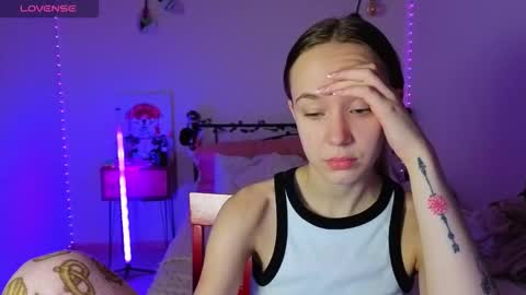 Snapshot of sexycocobutt chatting on October 2025 08:06:01 AM Sophia online show from October 2025 08:06:01 AM