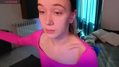 Snapshot of sexycocobutt chatting on November 2025 09:53:01 AM Sophia online show from November 2025 09:53:01 AM